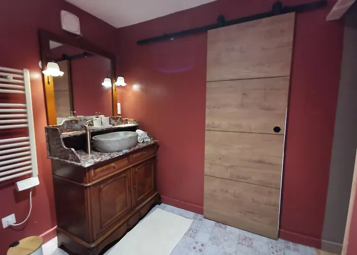 Les Vergers De St Nicolas בית נופש